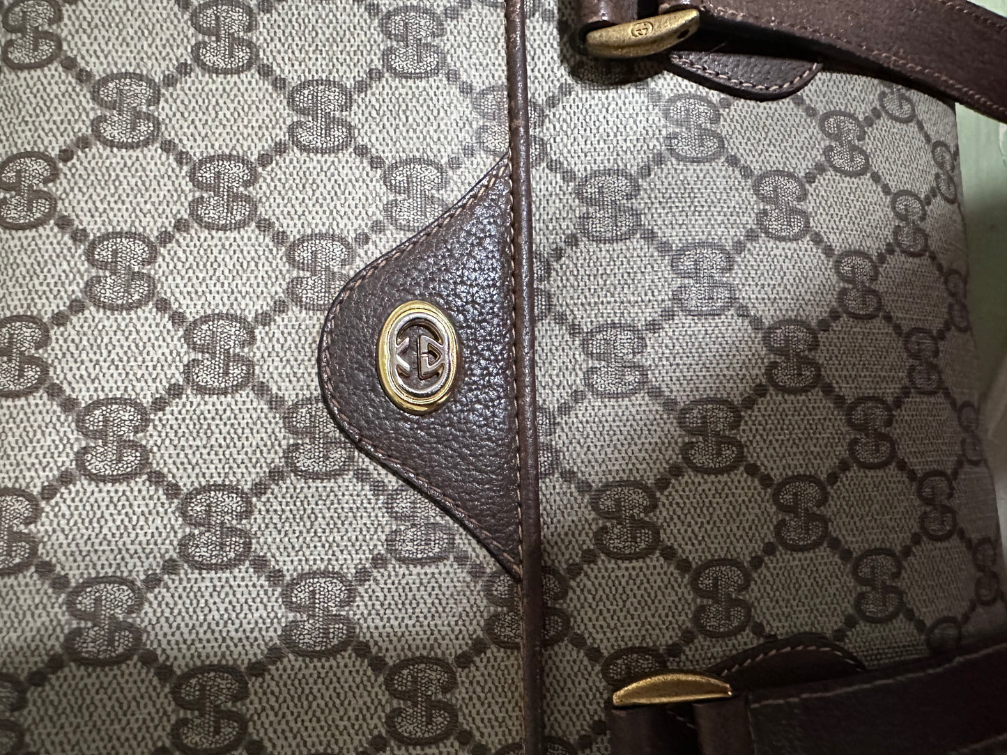 Vintage Gucci GG Supreme Monogram Canvas Flap Shoulder Bag