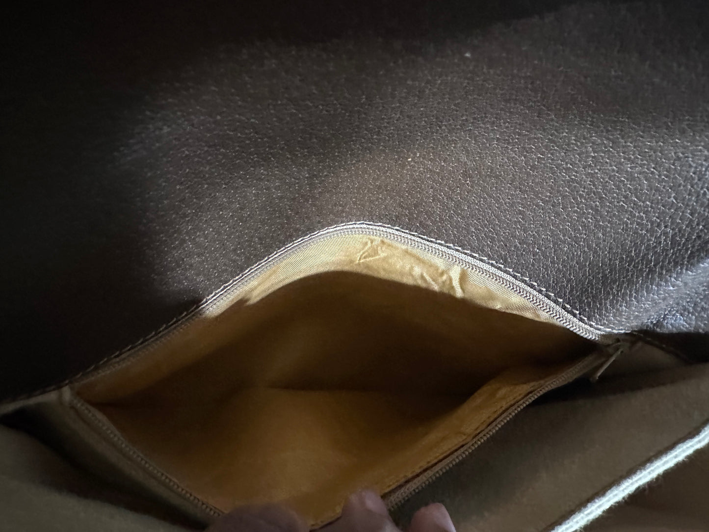 Vintage Gucci GG Supreme Monogram Canvas Flap Shoulder Bag