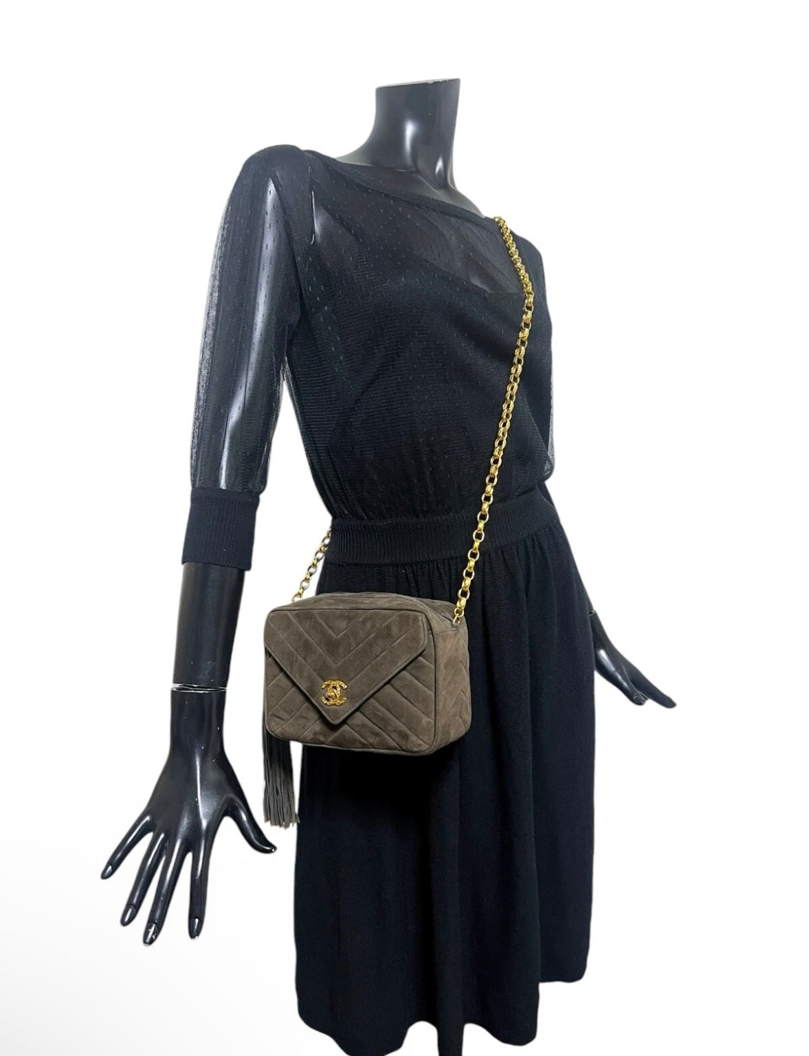 Vintage CHANEL Chevron V-Line Fringe Bijou Chain Shoulder Bag – Brown Suede