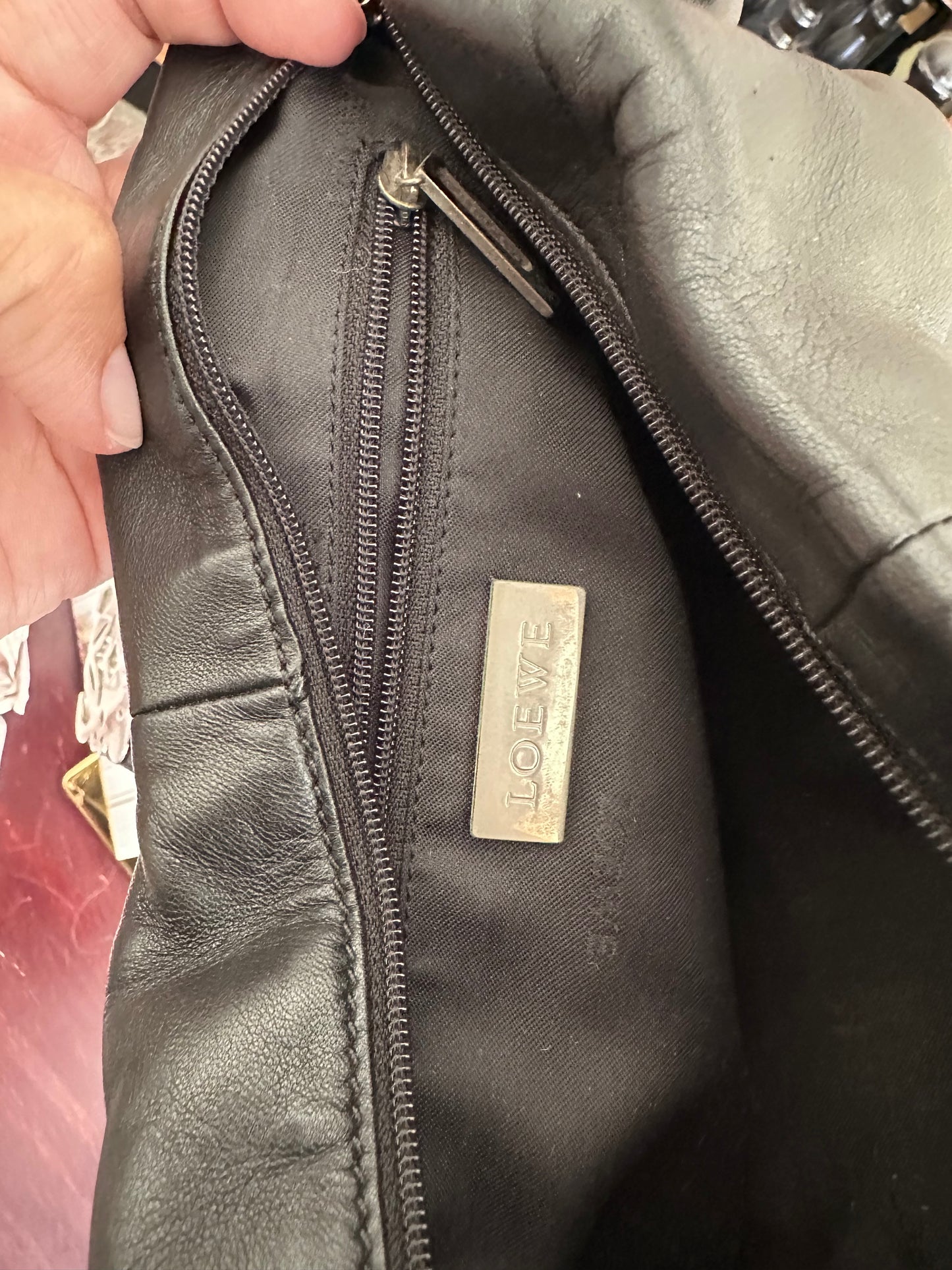 Preloved Loewe Soft Leather Shoulder Bag – Black