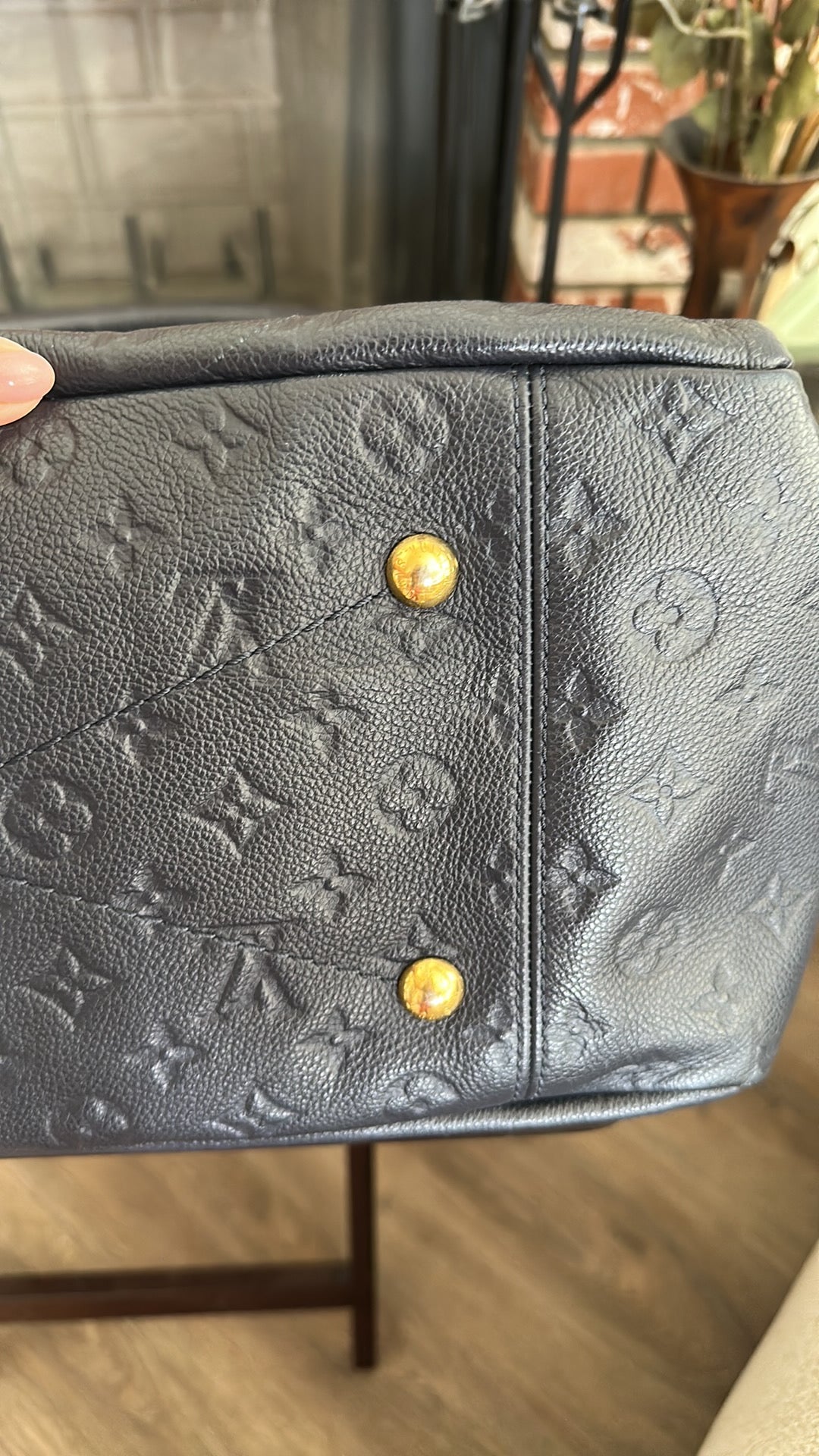 Preloved Authentic Louis Vuitton Navy Blue Artsy